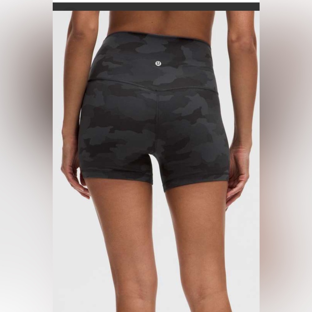 LULULEMON Women's Black Camo 4” Shorts
